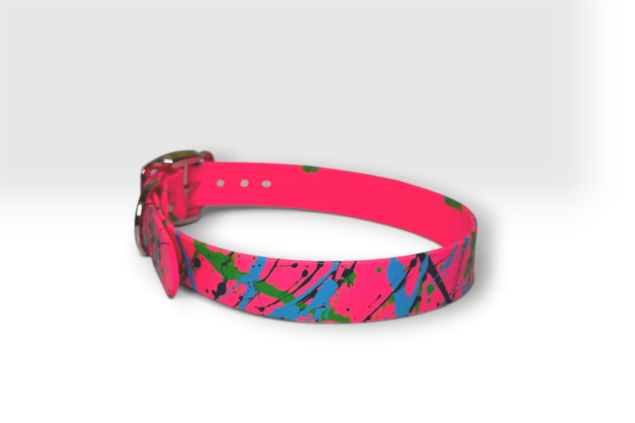 Standard collar — hot pink with blue, green and black splatter